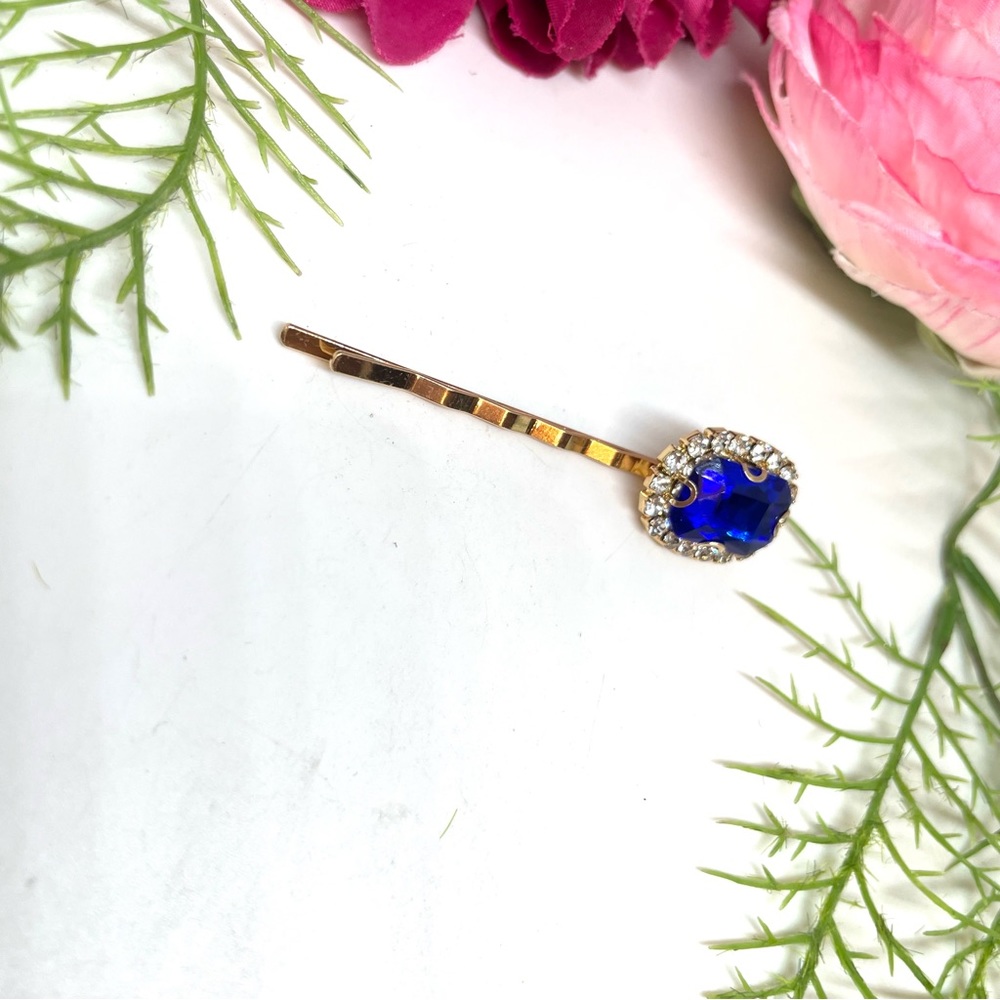 NEW⚜️Sapphire Blue Crystal Embellished Hair Clip - Picture 3 of 5